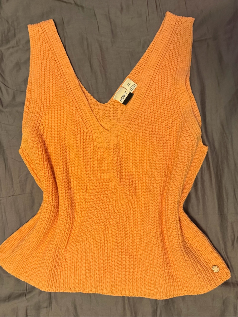 Roxy sweater tank top- slightly cropped